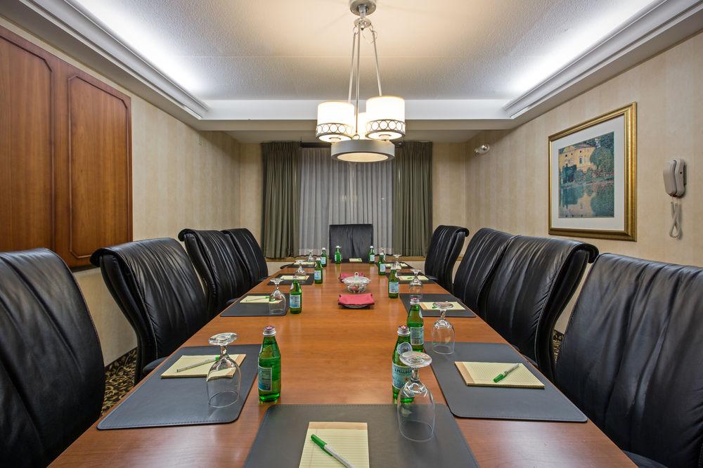 Fairfield Inn & Suites Springfield انفيلد المظهر الخارجي الصورة