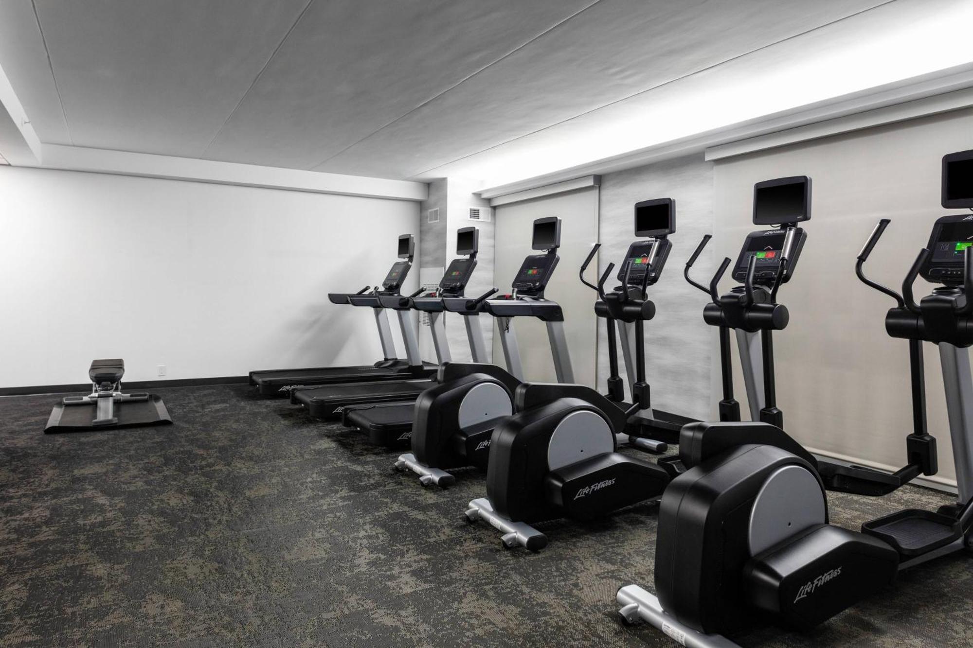 Fairfield Inn & Suites Springfield انفيلد المظهر الخارجي الصورة